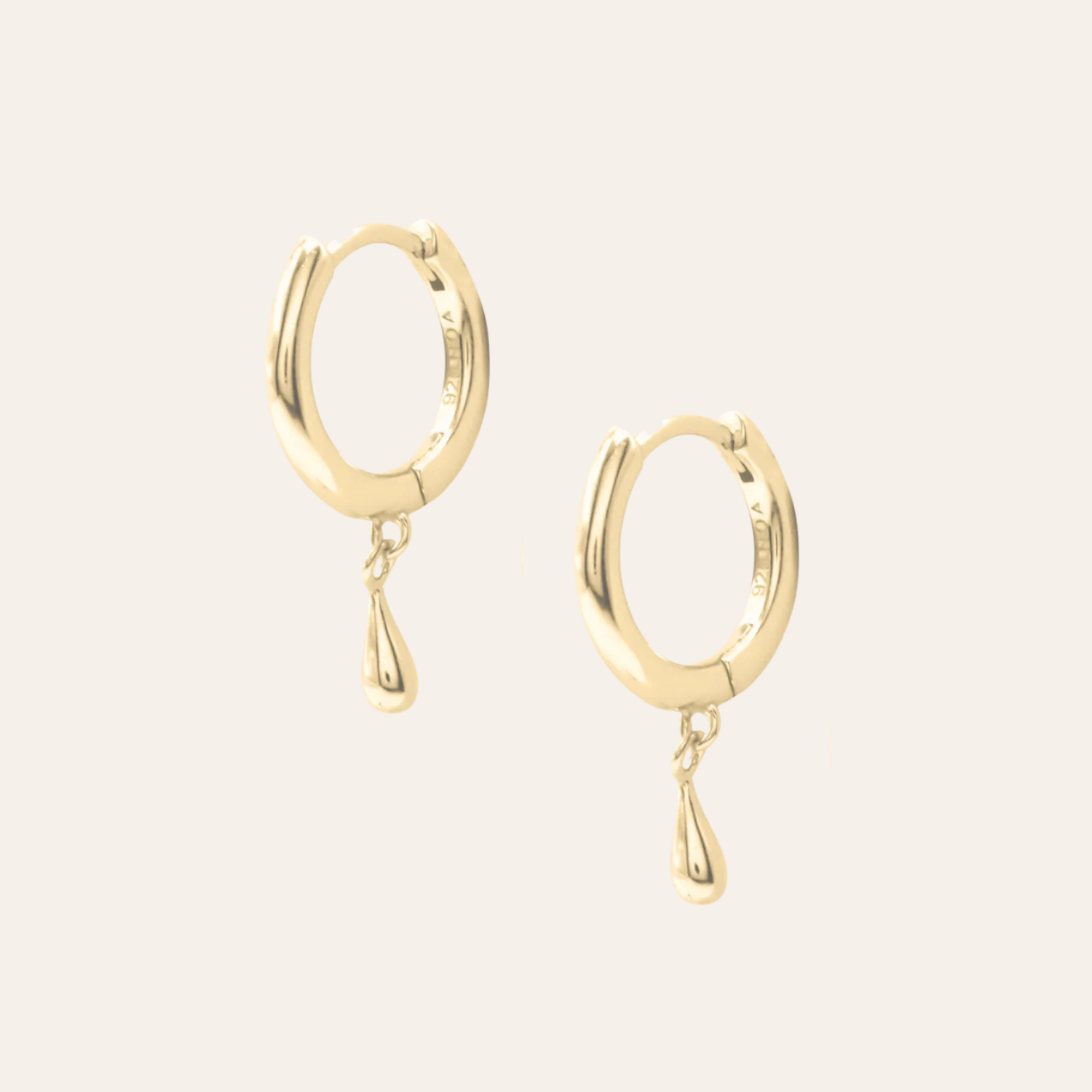 ARGOLLAS OVAL BAÑO DE ORO